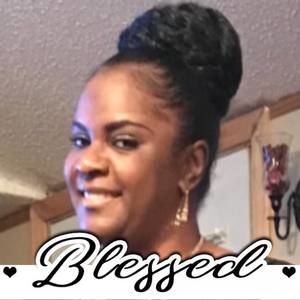 Meet your Posher, Stacy